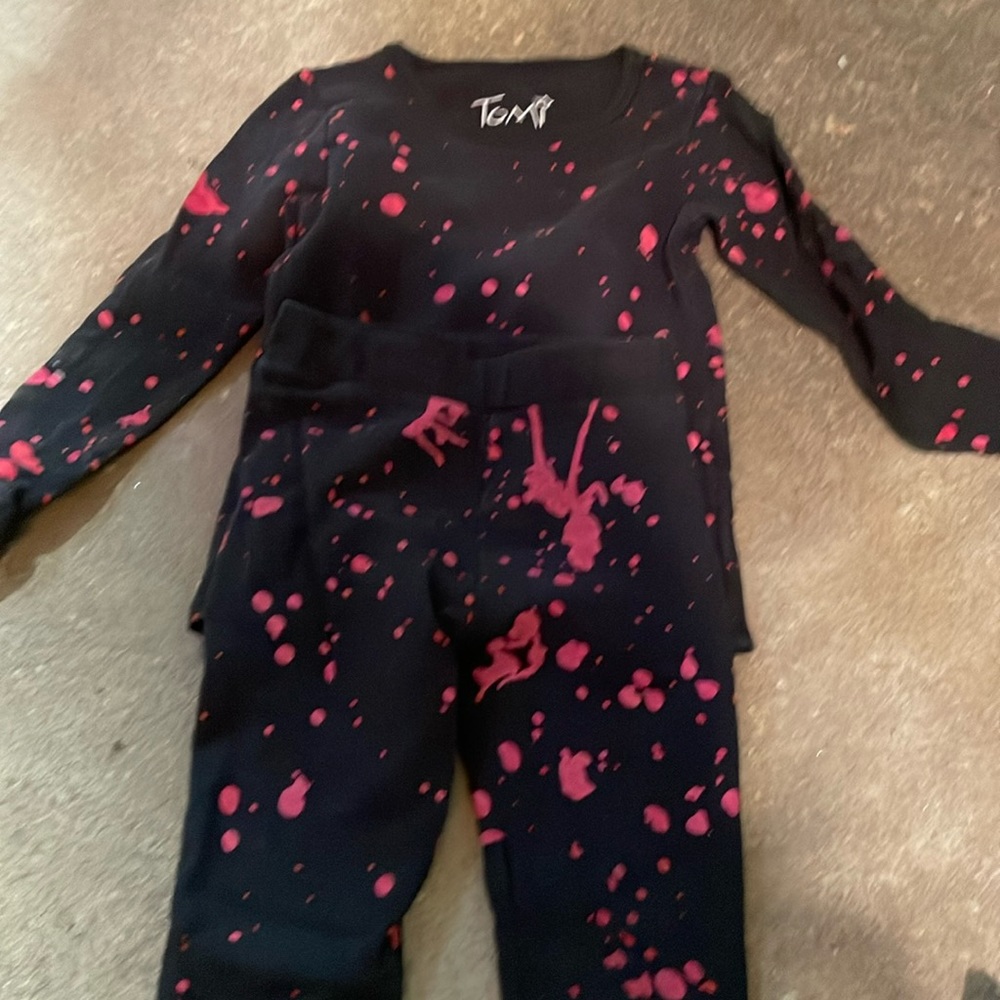 Black and pink Tomi pajamas